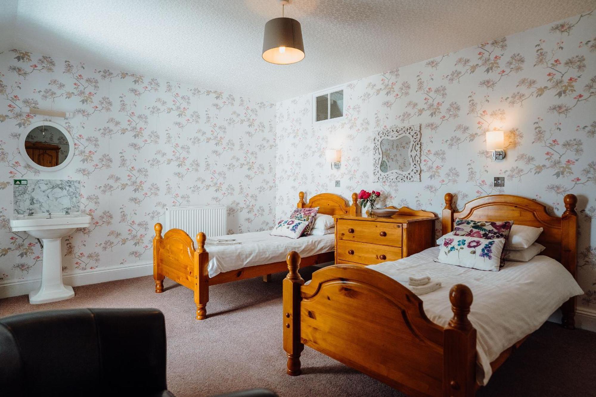 Hotel Celtic Haven à Lydstep Extérieur photo
